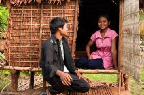 Tradisi Seks Bebas Suku Kreung Kamboja Setubuhi Gadis Perawan Di Gubuk